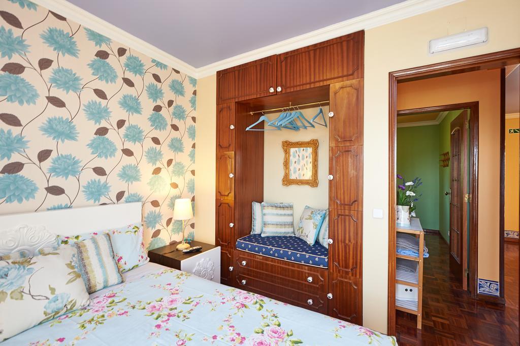 House 3 Bedroon - Near And Lisbon Casa vacanze
